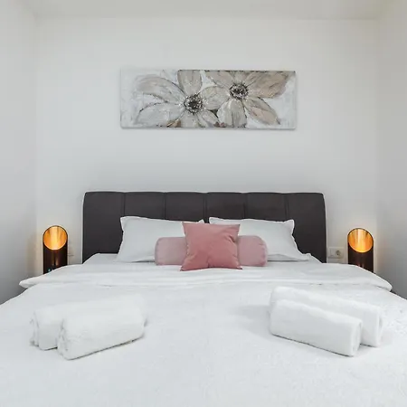 Beautiful In With Wifi * Pula